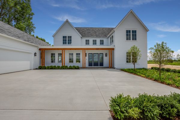 Cost of Concrete Driveway Service in Tinley Park