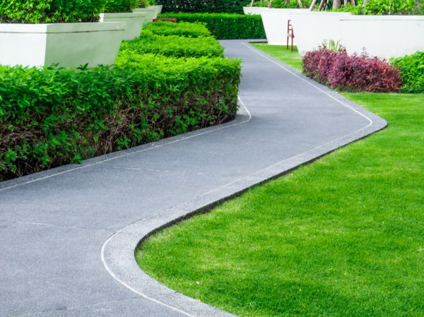 Cost of Walkway Curb Installation in Tinley Park