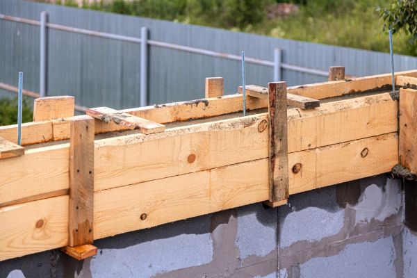 Cost of Poured Wall Construction in Tinley Park