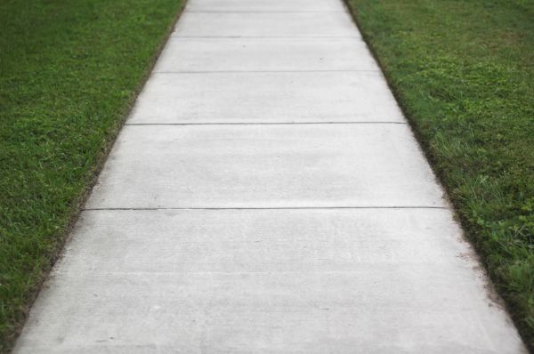 Cost of Concrete Walkway Replacement in Tinley Park